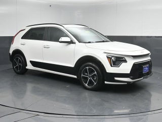 2025 Kia Niro SX