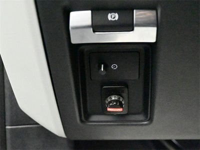 2022 Land Rover Defender 110 SE