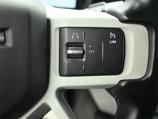 2022 Land Rover Defender 110 SE