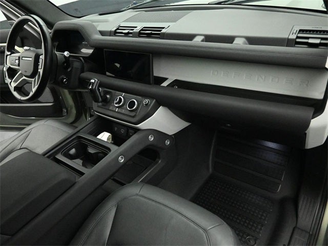 2022 Land Rover Defender 110 SE