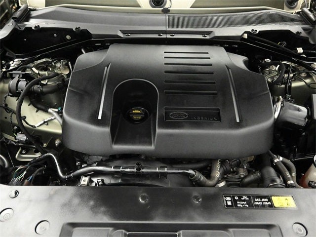 2022 Land Rover Defender 110 SE