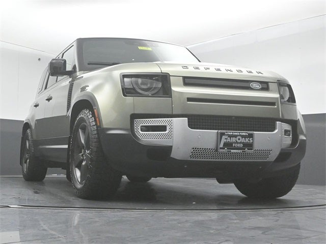 2022 Land Rover Defender 110 SE