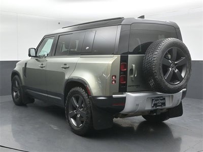 2022 Land Rover Defender 110 SE