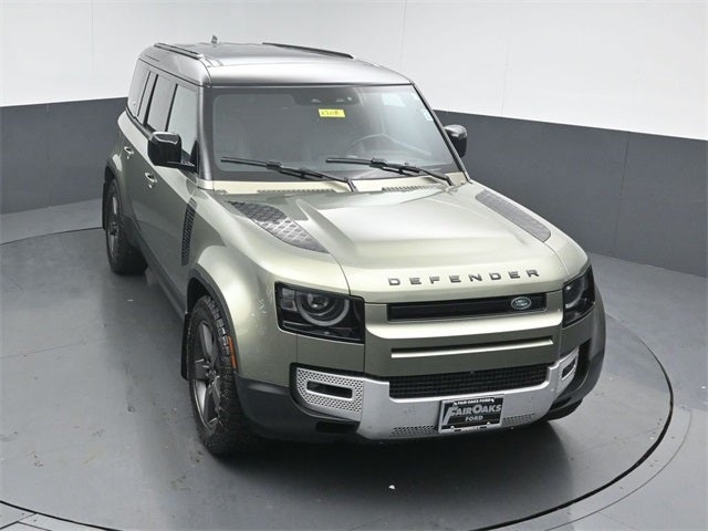 2022 Land Rover Defender 110 SE