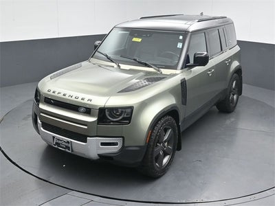 2022 Land Rover Defender 110 SE