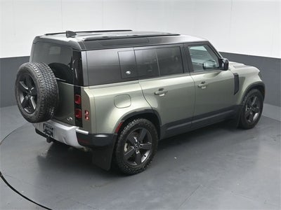 2022 Land Rover Defender 110 SE