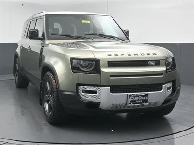 2022 Land Rover Defender 110 SE