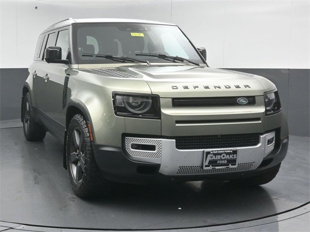 2022 Land Rover Defender 110 SE