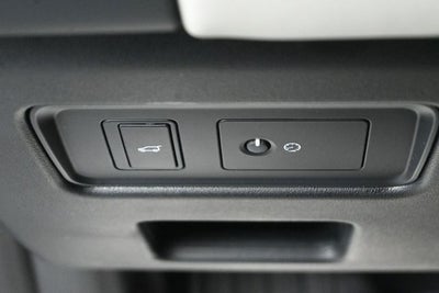 2024 Land Rover Discovery Metropolitan Edition