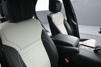2024 Land Rover Discovery Metropolitan Edition