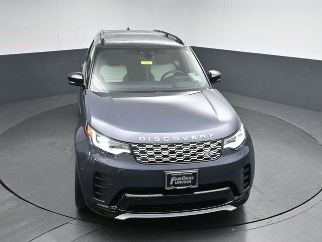 2024 Land Rover Discovery Metropolitan Edition