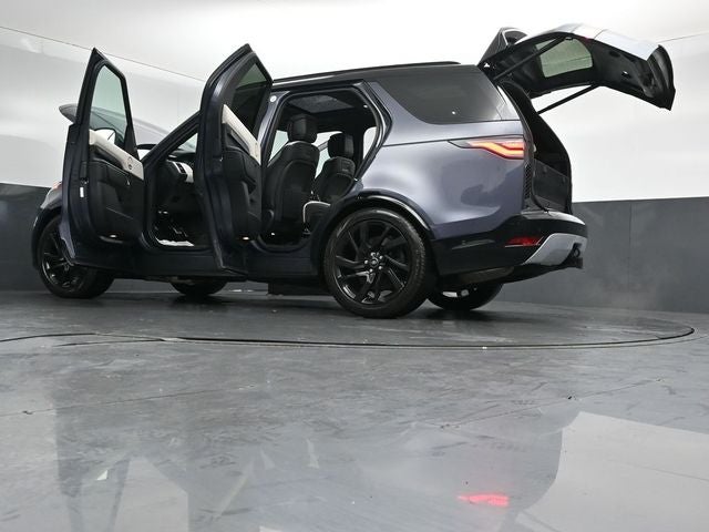 2024 Land Rover Discovery Metropolitan Edition