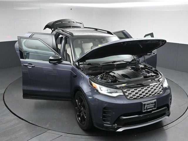 2024 Land Rover Discovery Metropolitan Edition