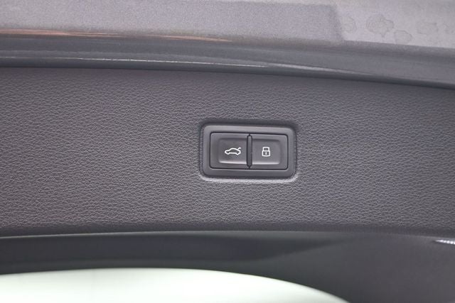 2020 Audi Q7 55 Premium quattro