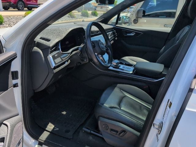 2020 Audi Q7 45 Premium Plus quattro