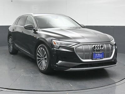 2019 Audi e-tron Prestige quattro