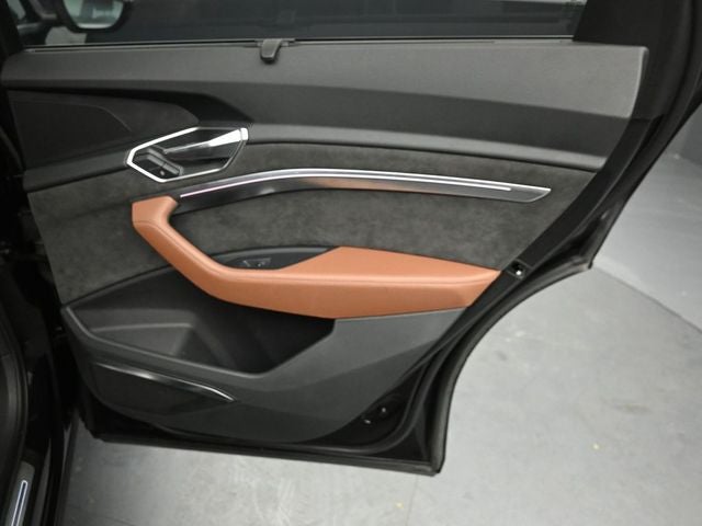 2019 AUDI E-TRON - Image 29