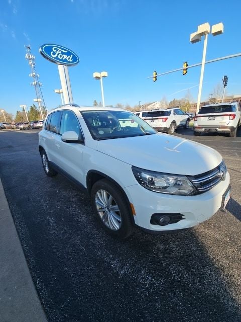2016 Volkswagen Tiguan SE 4Motion