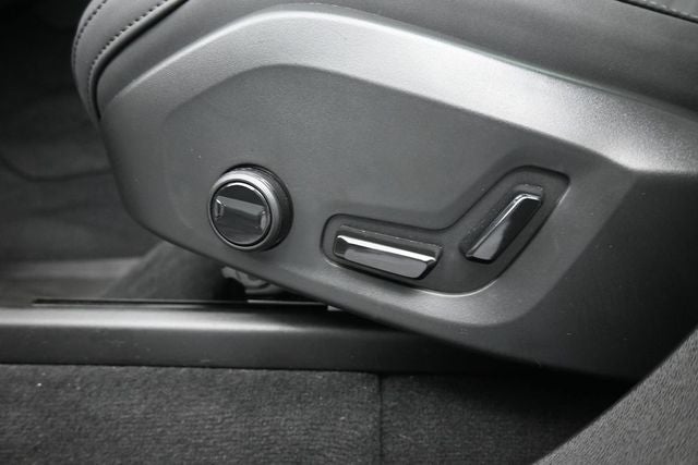 2025 Volvo XC90 B6 Plus 6-Seater 2025.5