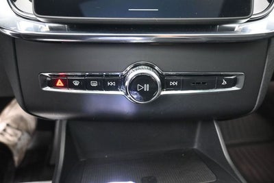 2025 Volvo XC90 B6 Plus 6-Seater 2025.5