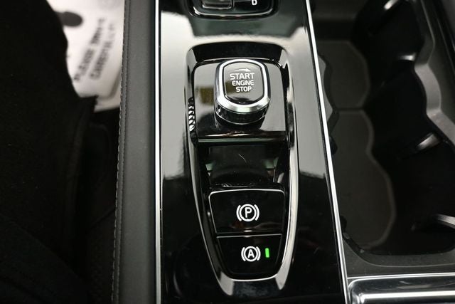 2025 Volvo XC90 B6 Plus 6-Seater 2025.5
