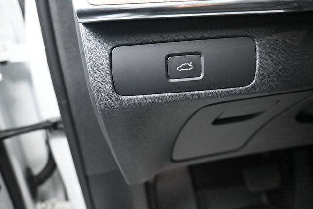 2025 Volvo XC90 B6 Plus 6-Seater 2025.5