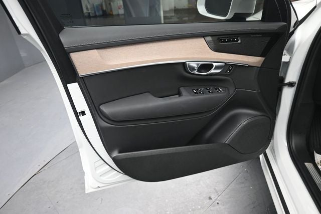 2025 Volvo XC90 B6 Plus 6-Seater 2025.5
