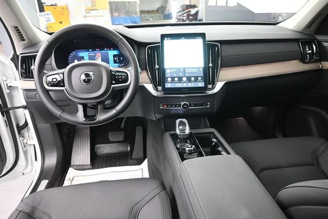 2025 Volvo XC90 B6 Plus 6-Seater 2025.5