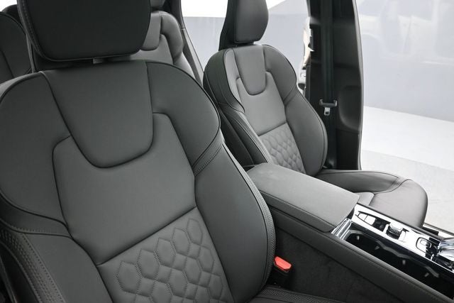 2025 Volvo XC90 B6 Plus 6-Seater 2025.5