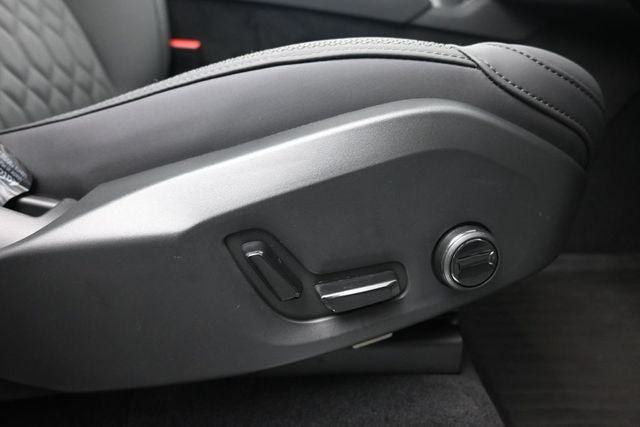 2025 Volvo XC90 B6 Plus 6-Seater 2025.5