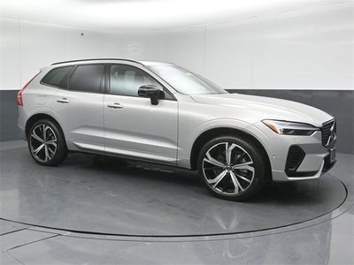 2022 Volvo XC60 Recharge Plug-In Hybrid T8 R-Design
