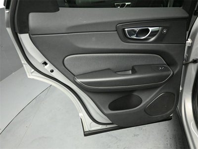 2022 Volvo XC60 Recharge Plug-In Hybrid T8 R-Design