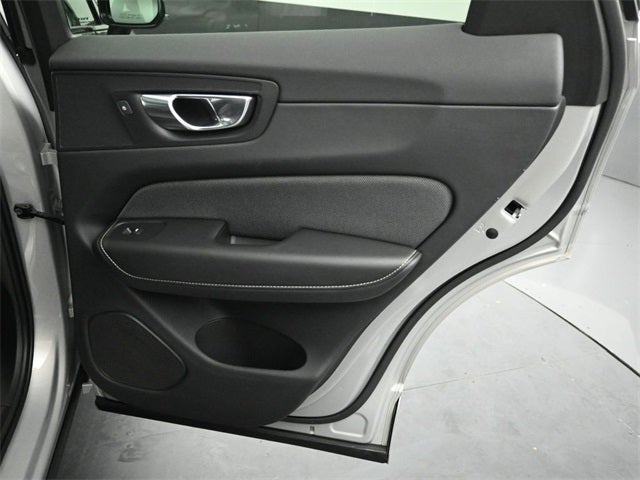 2022 Volvo XC60 Recharge Plug-In Hybrid T8 R-Design