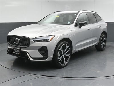 2022 Volvo XC60 Recharge Plug-In Hybrid T8 R-Design