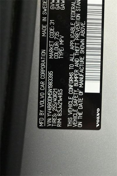 2022 Volvo XC60 Recharge Plug-In Hybrid T8 R-Design