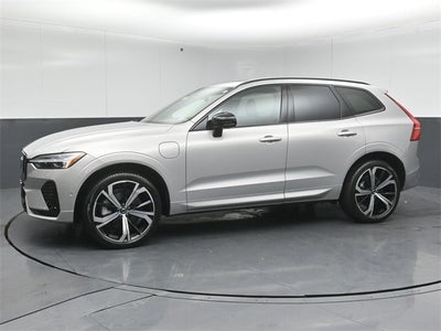 2022 Volvo XC60 Recharge Plug-In Hybrid T8 R-Design