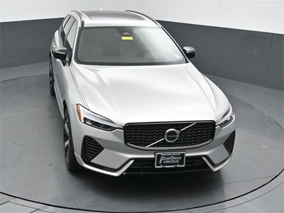 2022 Volvo XC60 Recharge Plug-In Hybrid T8 R-Design
