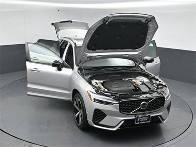 2022 Volvo XC60 Recharge Plug-In Hybrid T8 R-Design