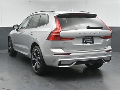 2022 Volvo XC60 Recharge Plug-In Hybrid T8 R-Design