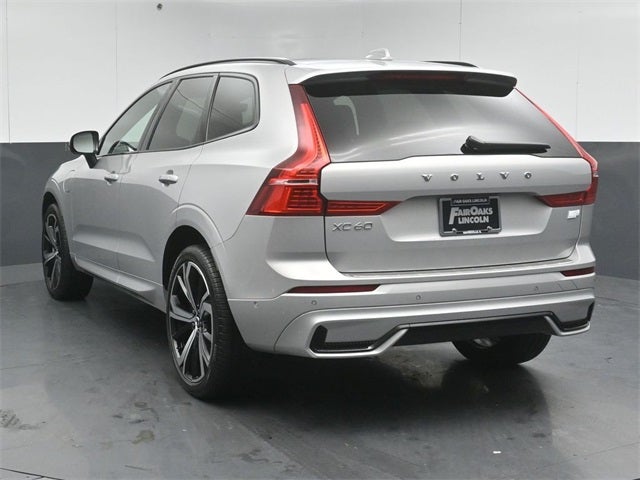 2022 Volvo XC60 Recharge Plug-In Hybrid T8 R-Design
