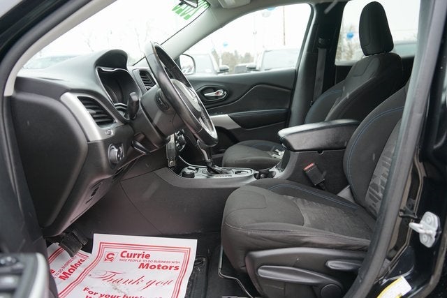 2020 Jeep Cherokee Base