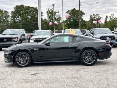 2026 Ford Mustang GT Premium Performance Package
