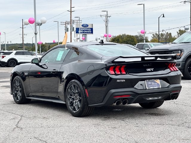 2026 Ford Mustang GT Premium Performance Package
