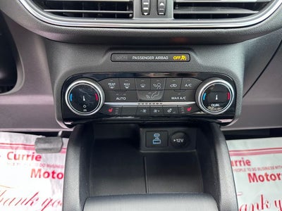 2022 Ford Escape Titanium
