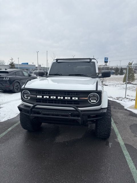 2022 Ford Lifted Bronco Base