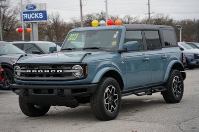 2023 Ford Bronco Outer Banks