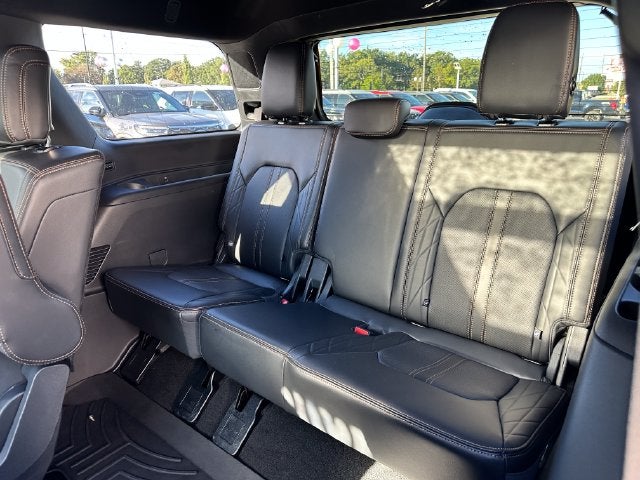 2024 Ford Expedition Platinum