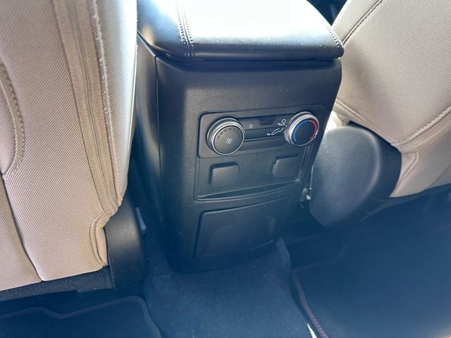 2021 Ford Explorer Base