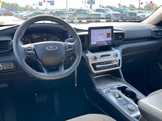 2021 Ford Explorer Base