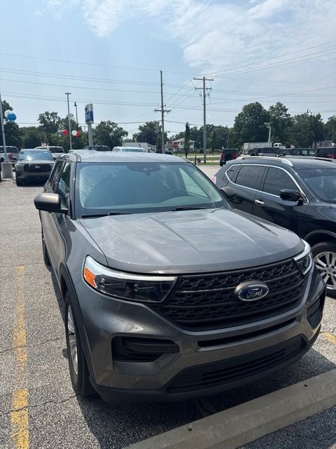 2021 Ford Explorer Base